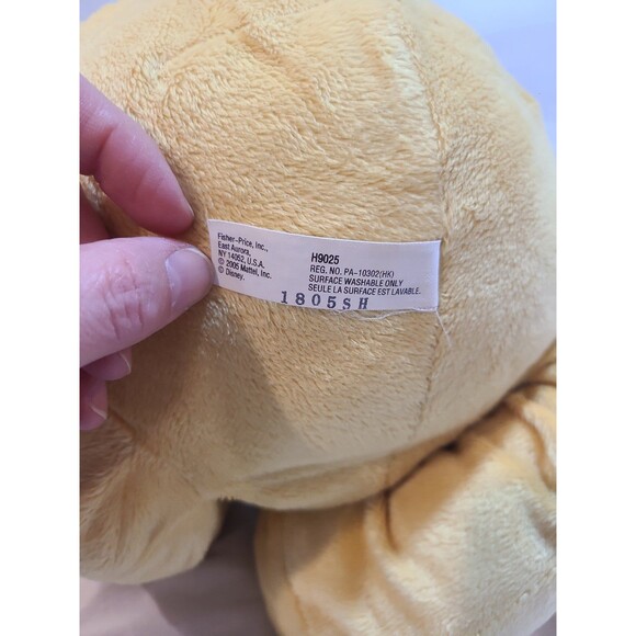 Disney Winnie the Pooh Plush Celebrating 80 Years of Friendship - Picture 6 of 6